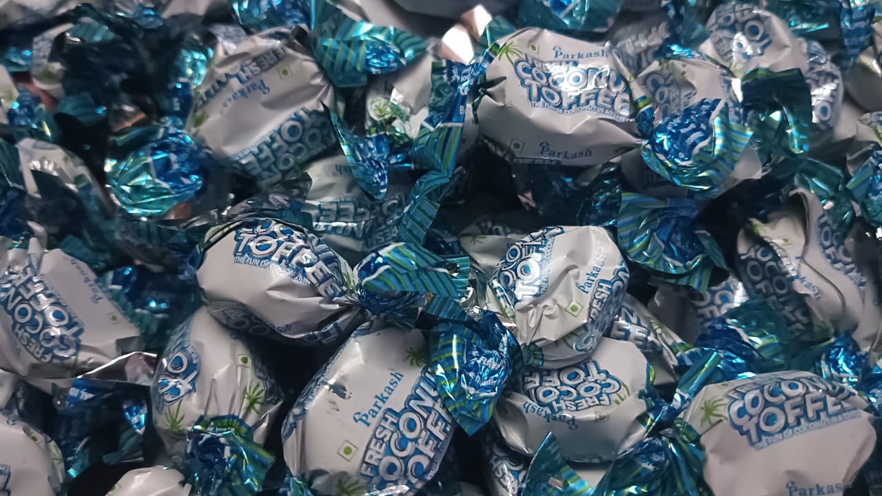 Prakash Coconut Toffee 25 Pieces Pack | Delicious Coconut Flavoured Candy